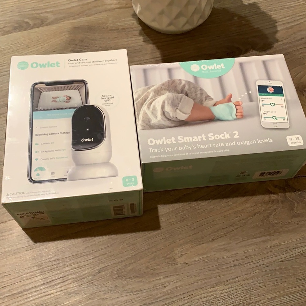 Owlet cam and sock